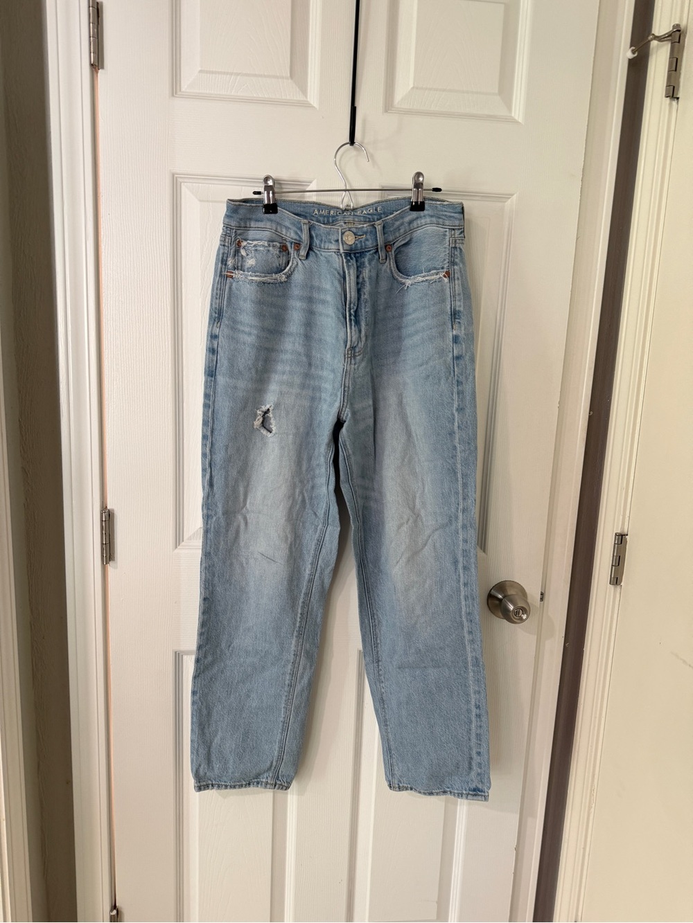 American Eagle Outfitters Light Blue Denim Jeans
